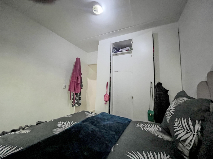 2 Bedroom Property for Sale in Maitland Western Cape